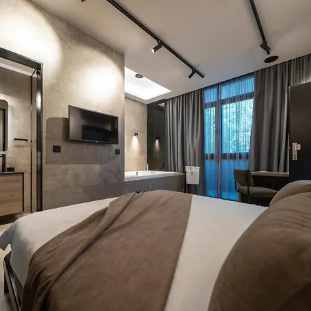 Velvet & Gasthuis 4*