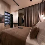 Velvet & بيت ضيافة زادار