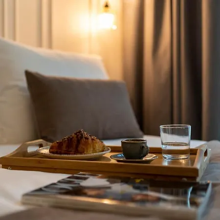 Velvet & Pensjonat 4*