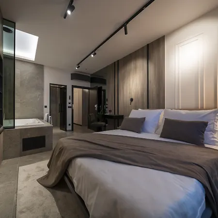 Guest house Velvet & 4*