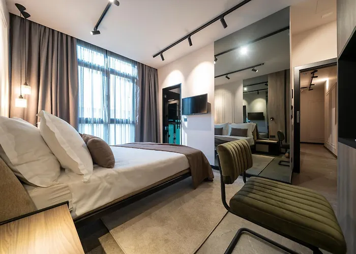 Guest house Velvet & 4*