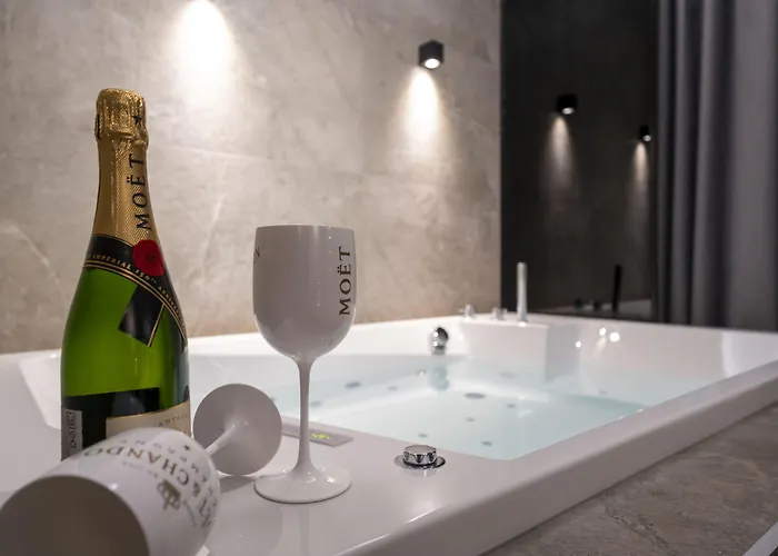 Guest house Velvet & 4*