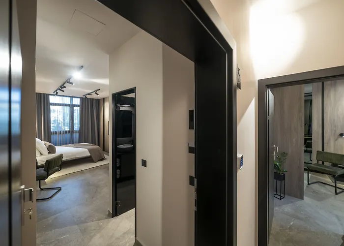 Velvet & 4* ザダル